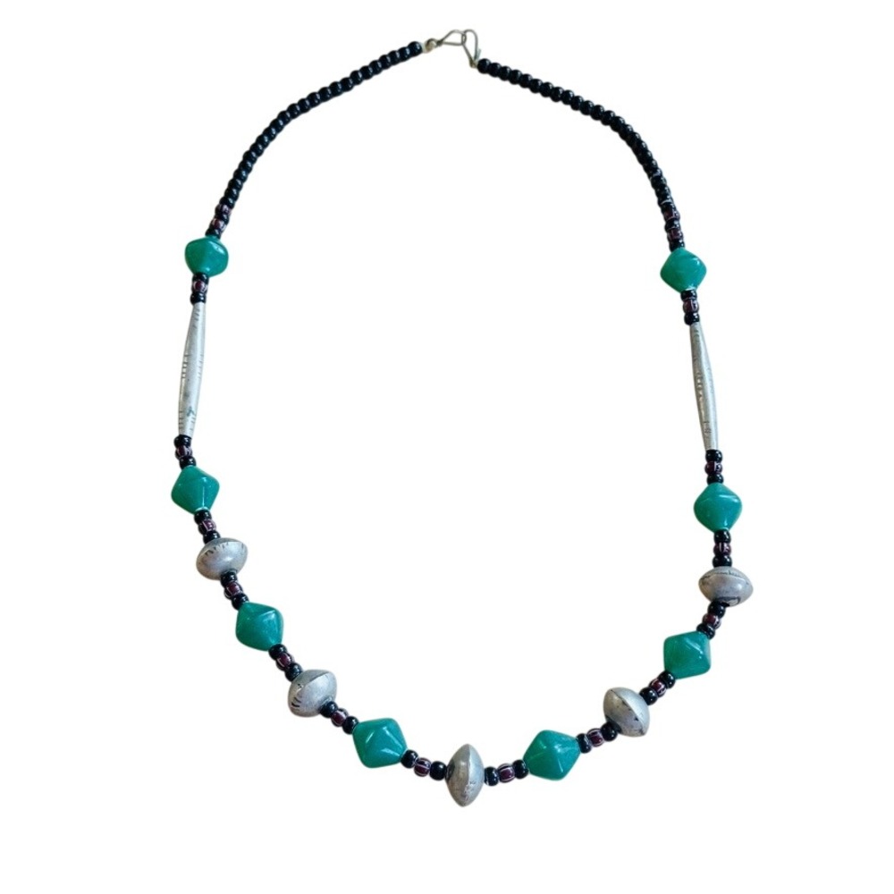 Vtg Green Glass Bicone Beaded Necklace Retro 70s Southwestern Style Chevron 19"